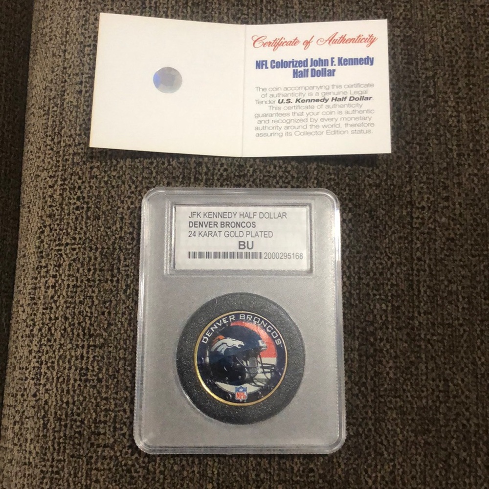 Denver Broncos Half Dollar - 24 Karat Gold Plated